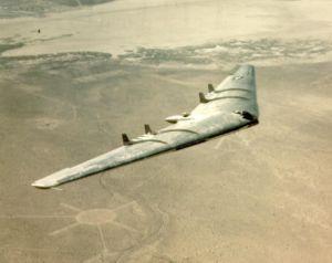 A Northrop investiu a fundo no desenho de asas voadoras...